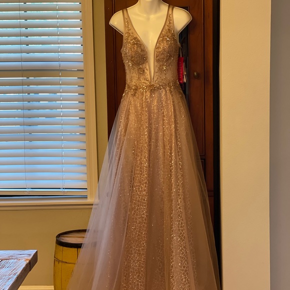 Prom Dress - Picture 2 of 10